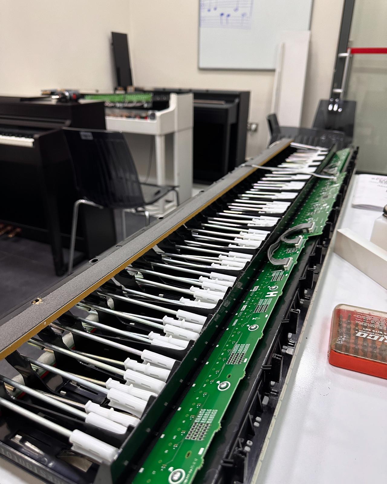 Klavye İç Mekanizma